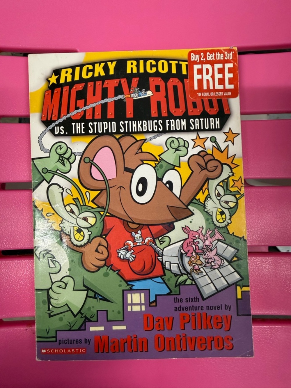 Mighty Robot vs. The Stupid Stinkbugs from Saturn - Colorful Kids Graphic Novel